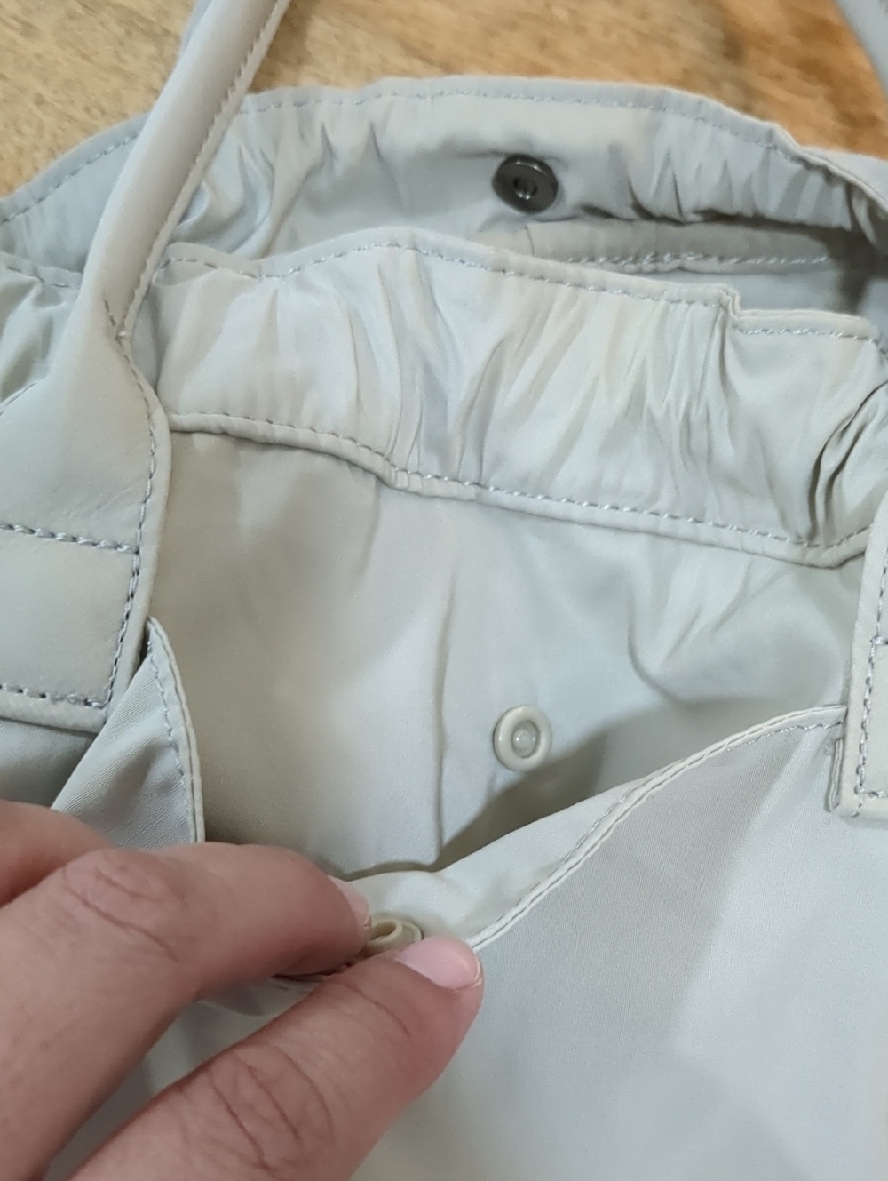 UNIQLO Drawstring Bag In Beige - Picture 10 of 16